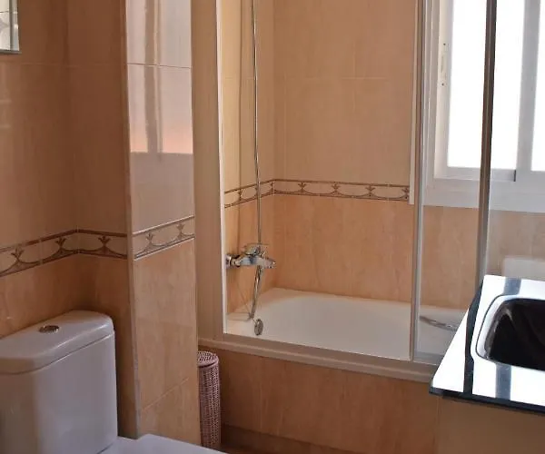 Vut Sofiamar 桑亨霍