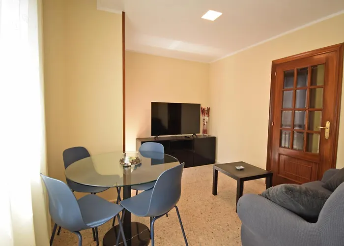 Vut Sofiamar * 桑亨霍